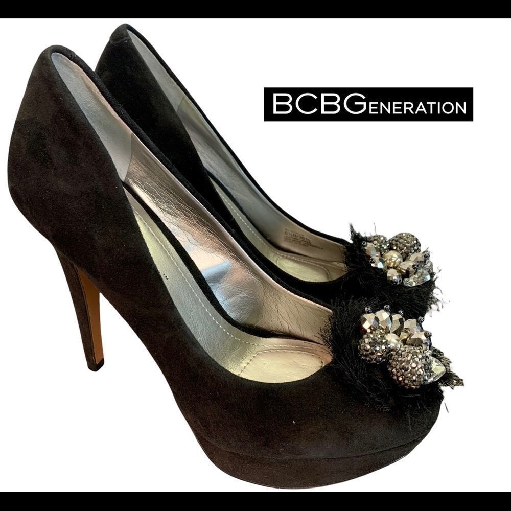 𝅺bcbgeneration BG-Scottie Black Suede bead Embellished High heel pumps size 6.5